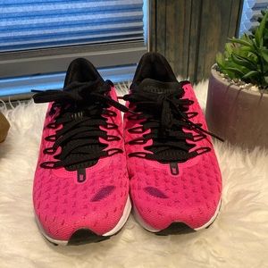 Women’s Nike Pink Sneakers